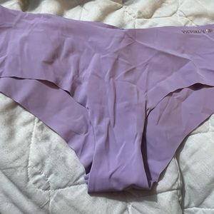 Victoria’s Secret No Show Bikini size Medium New with Tags